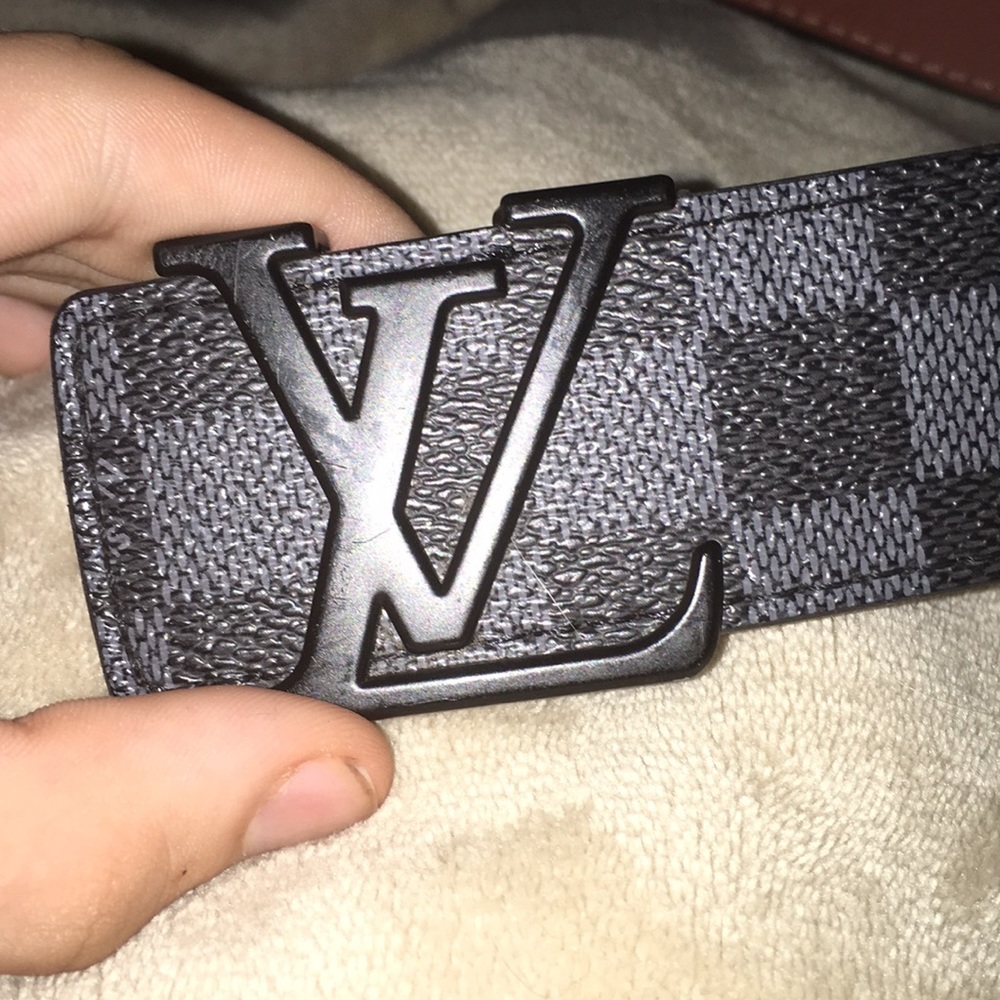 Black Louis Vuitton belt